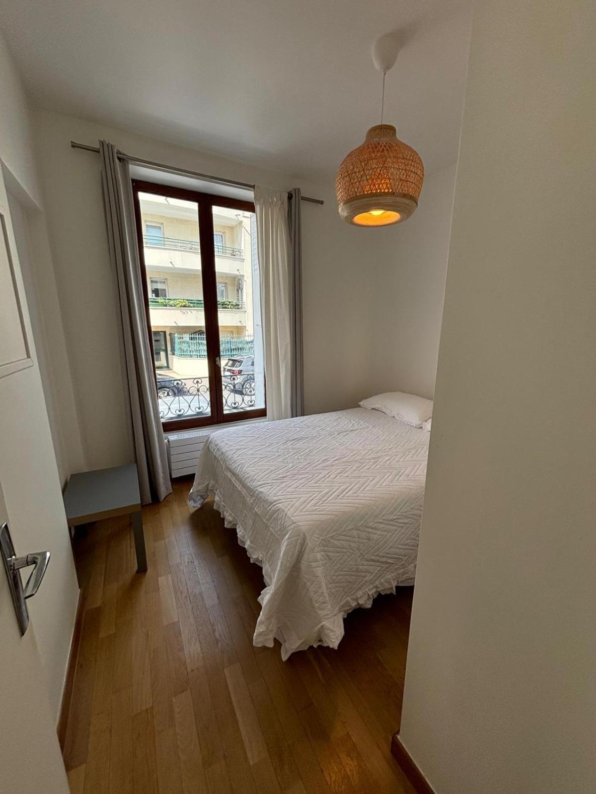 Appartement 2 Chambres Dans Une Belle Maison A Proximite De Paris Asnieres-sur-Seine Exterior photo