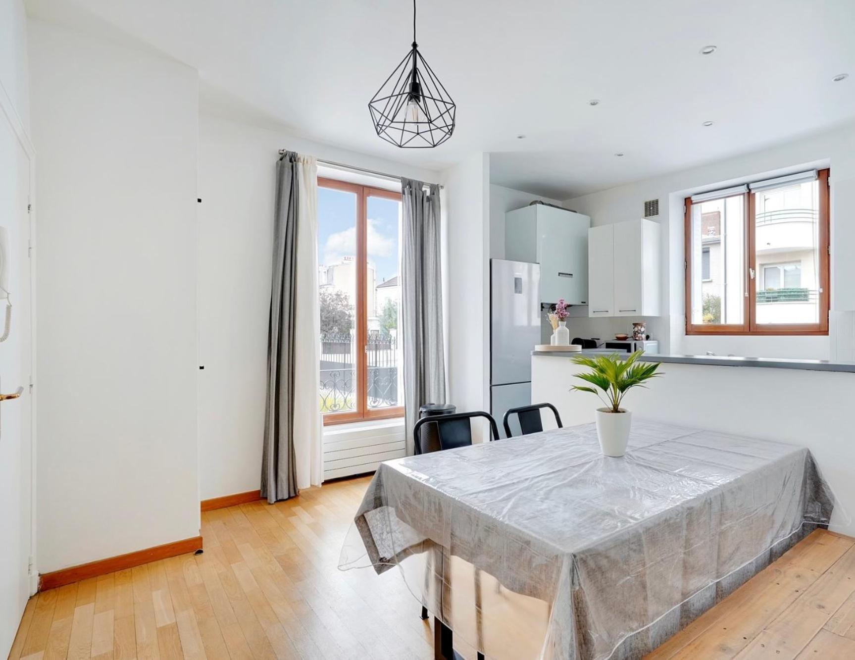 Appartement 2 Chambres Dans Une Belle Maison A Proximite De Paris Asnieres-sur-Seine Exterior photo